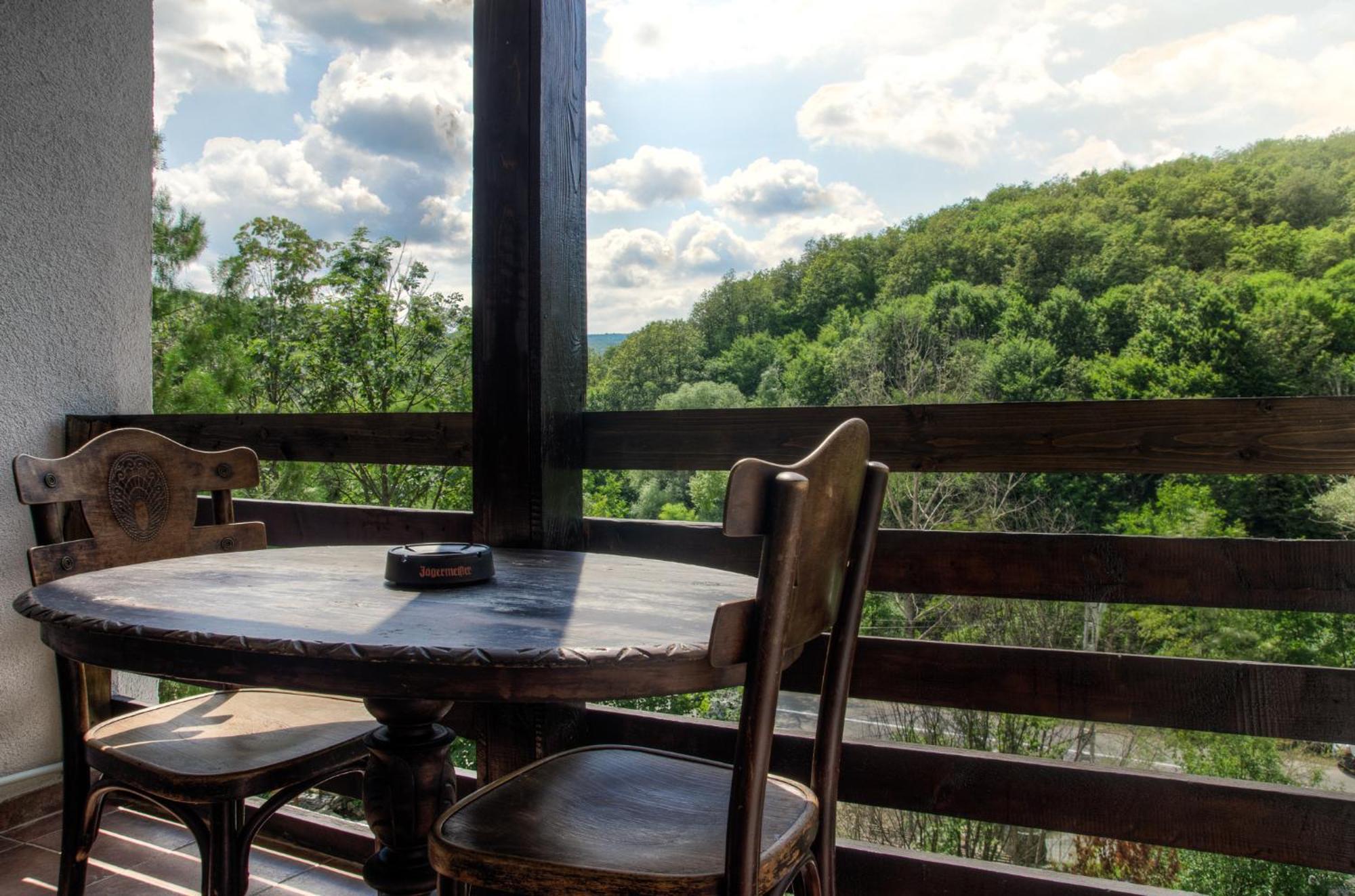 Pensiune-Restaurant Tara Luanei Sărata-Monteoru Szoba fotó
